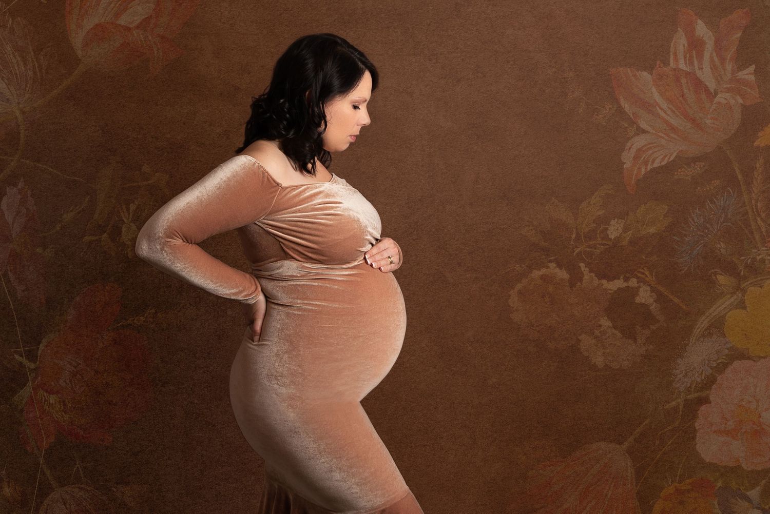 Maternity Baby Bump Sophisticated