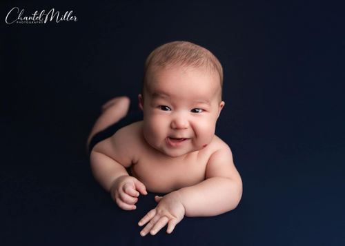 3 month old baby milestone session