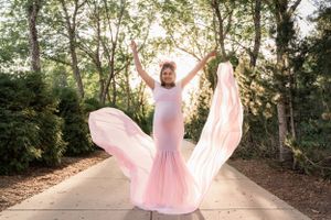 Maternal maternity photoshoot portraits elegant outdoor flowing dress theme Saskatoon and Warman photography, pregnancy shoot