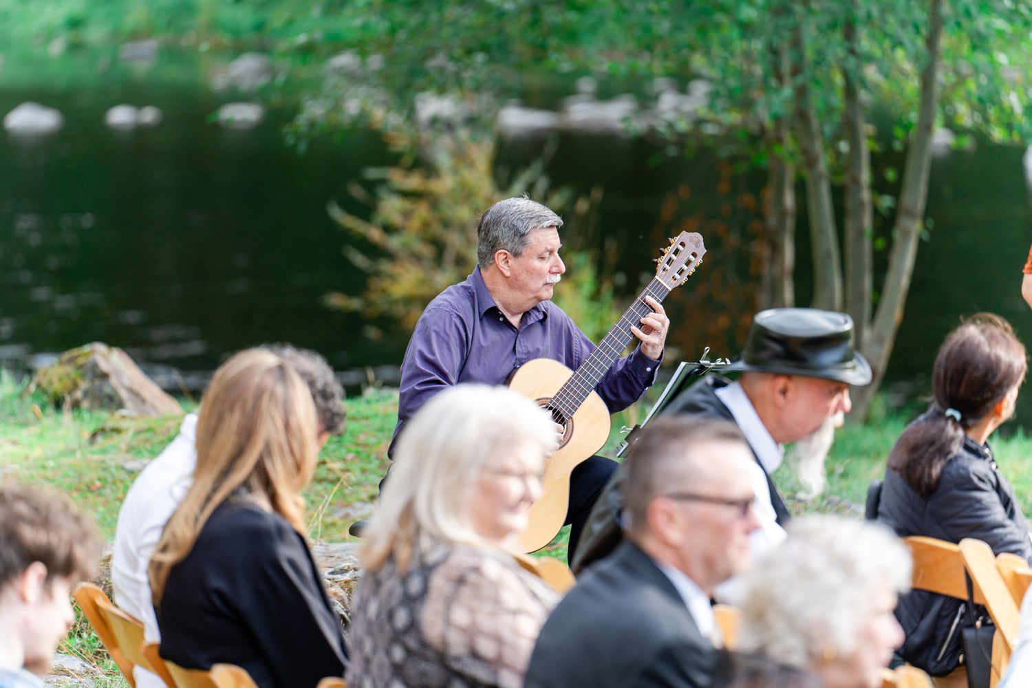 guitarist plays at the ceremony