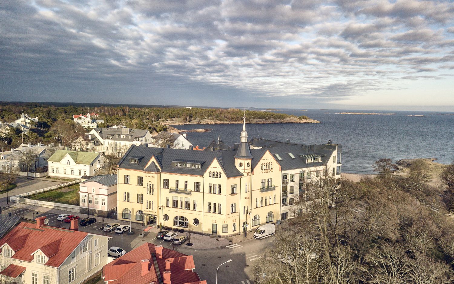 regatta hotel hanko