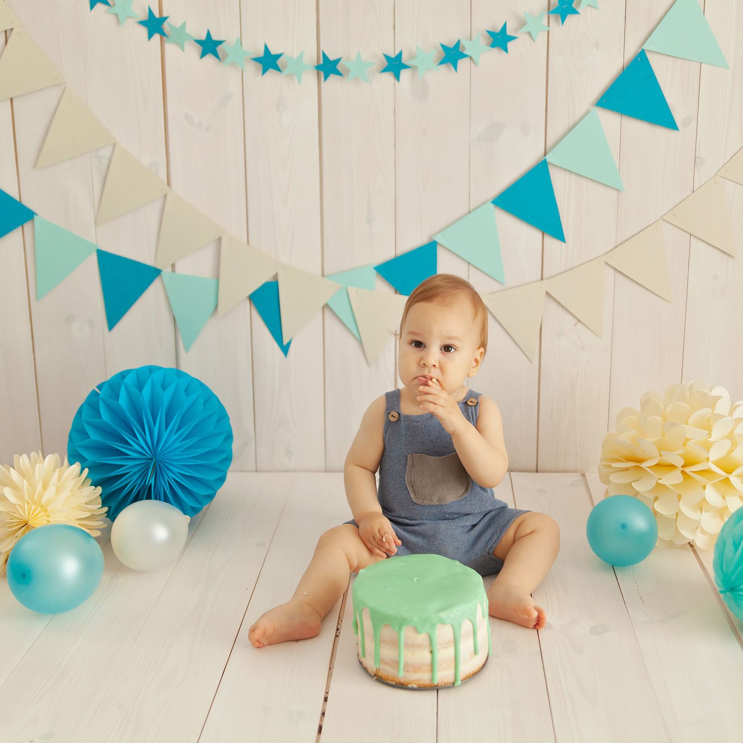 Sedinta foto cake smash Timisoara - prima aniversare fotograf Madalina Craciun
