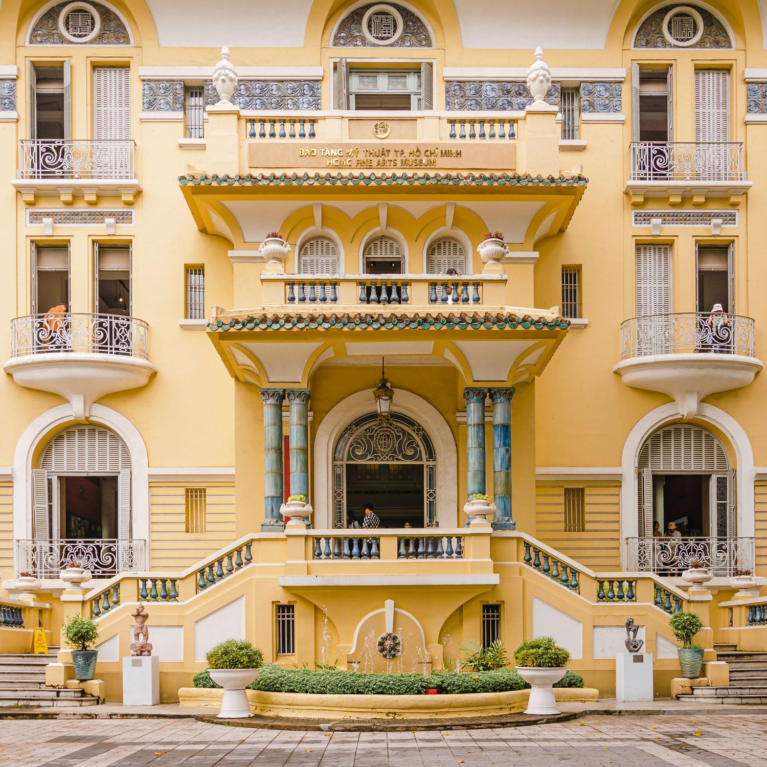 HCMC Fine Arts Museum | Instagrammable spots in Ho Chi Minh City - list of photo spots by Anastasia Sokyrka Photographer