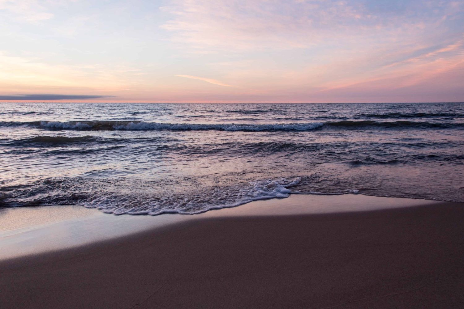 Michigan beach destination elopement photographer