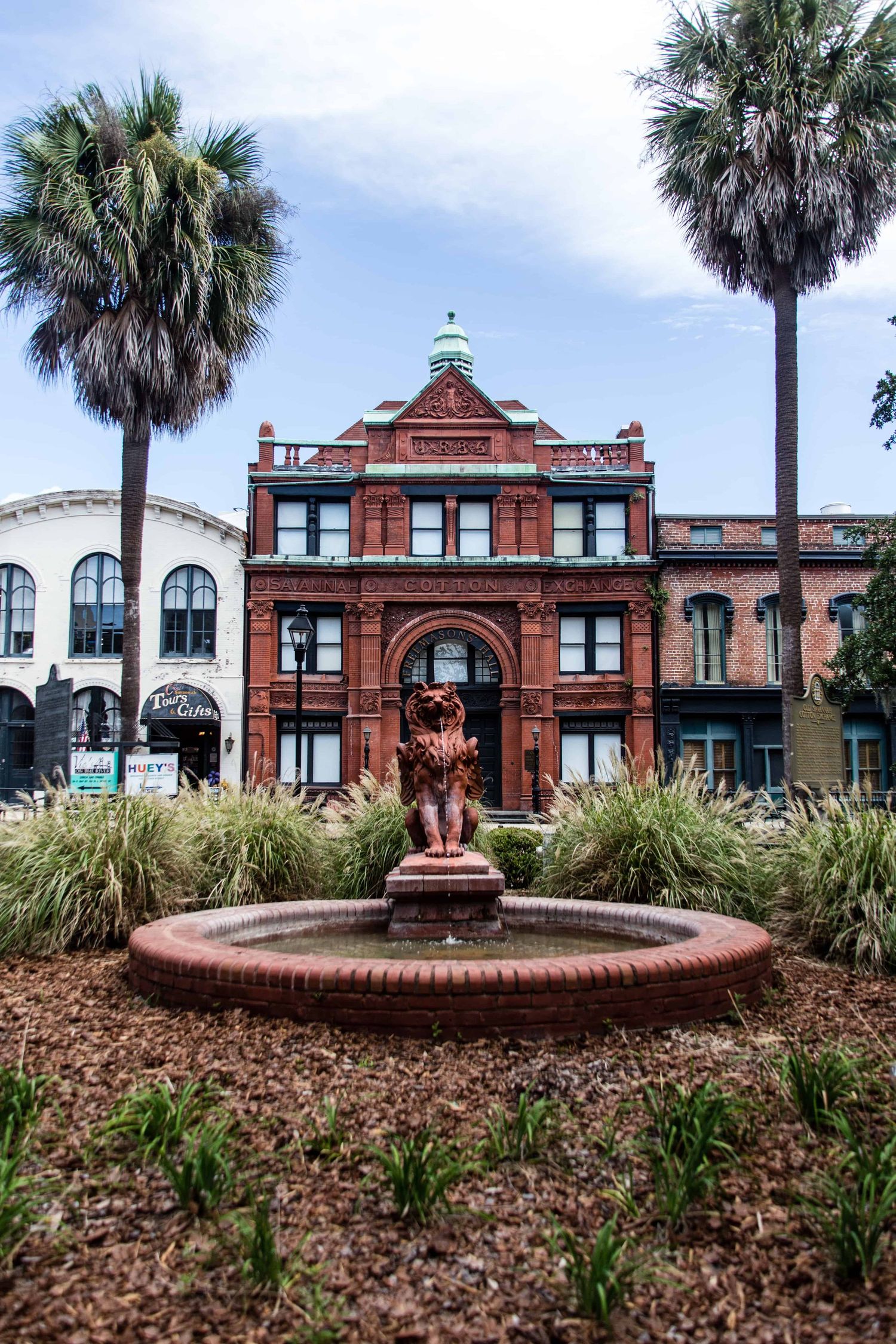 Savannah Georgia destination elopement photographer