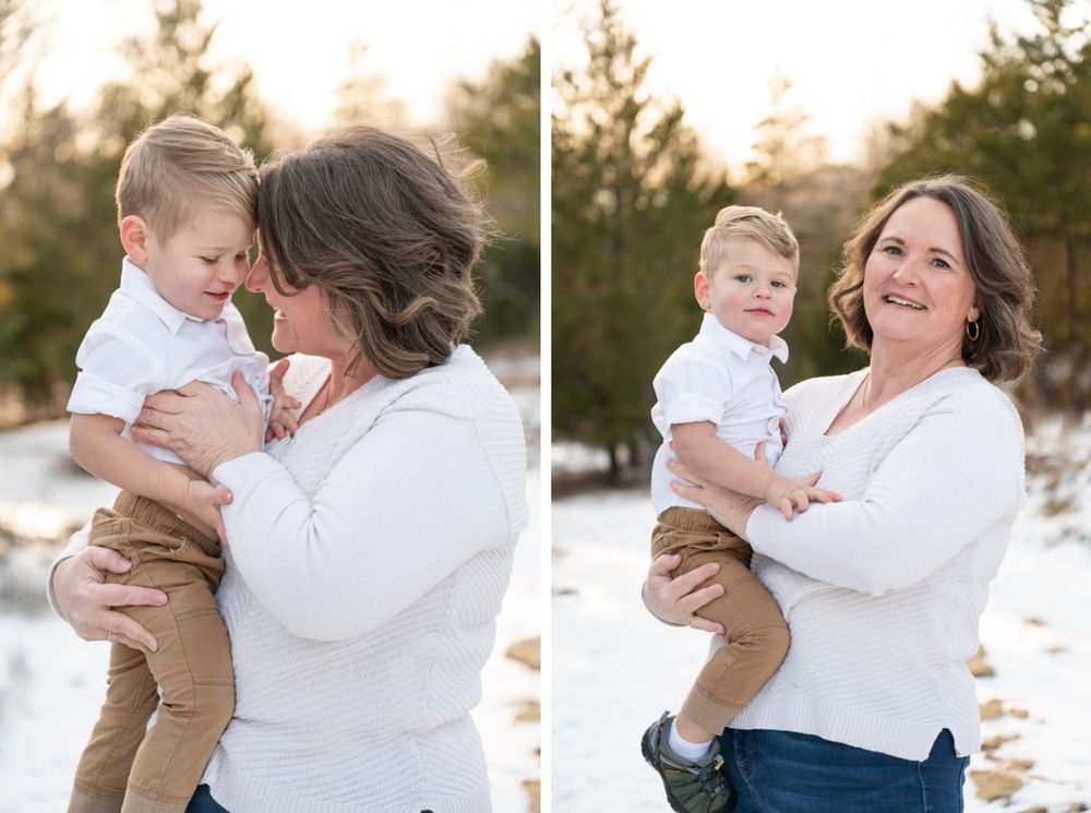 Winter Extended Family Session in field of evergreens by Bartlesville family photographer kristi bray Photography