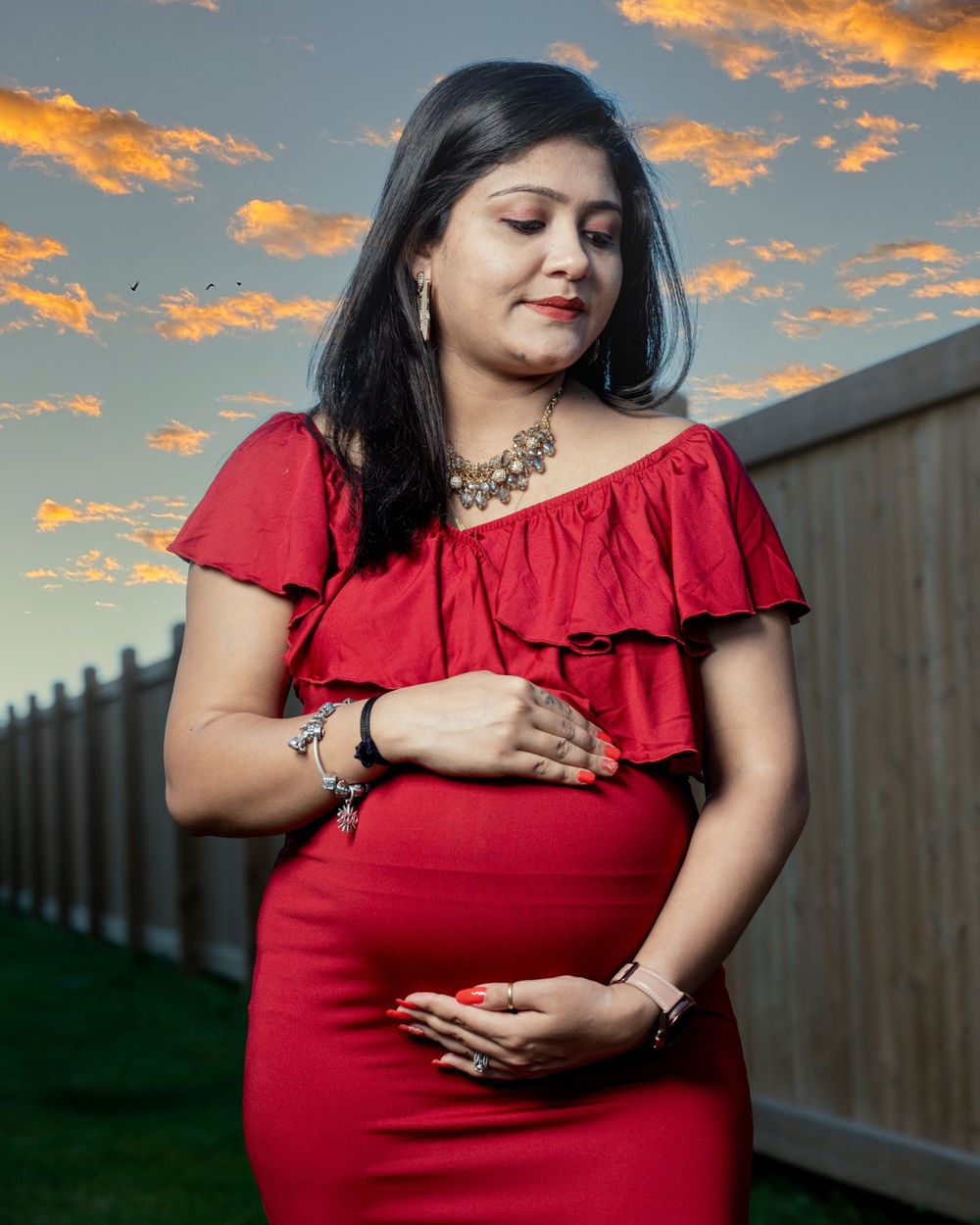Maternity Photoshoot Solo woman