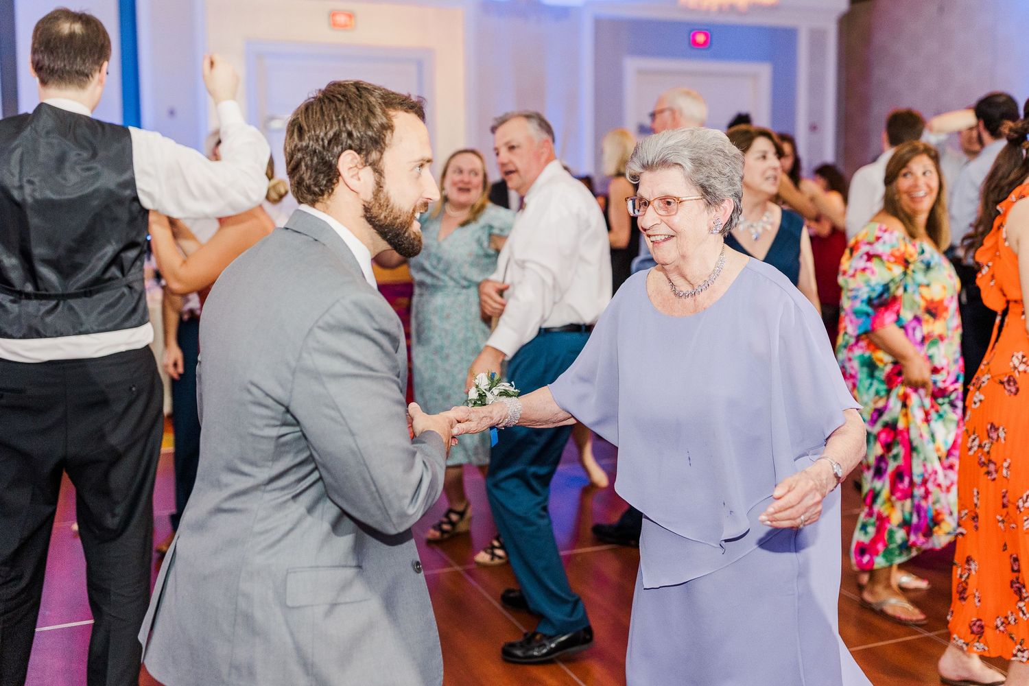 ALEXANDRIA WEDDING PHOTOGRAPHER