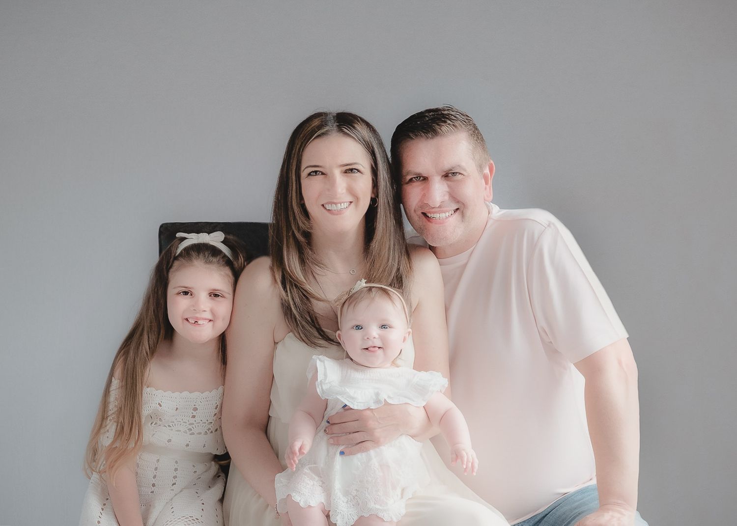 Manchester Cheshire maternity baby children family photo session Cozimoment portraits studio
