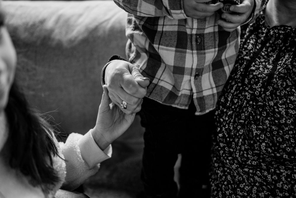 семейна фотосесия вкъщи от професионален фотограф, град софия