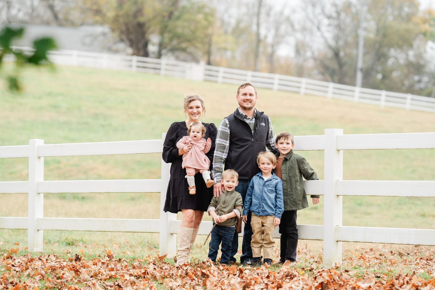 family and portrait photographer specializing in growing families, Maternity, Newborn, Senior