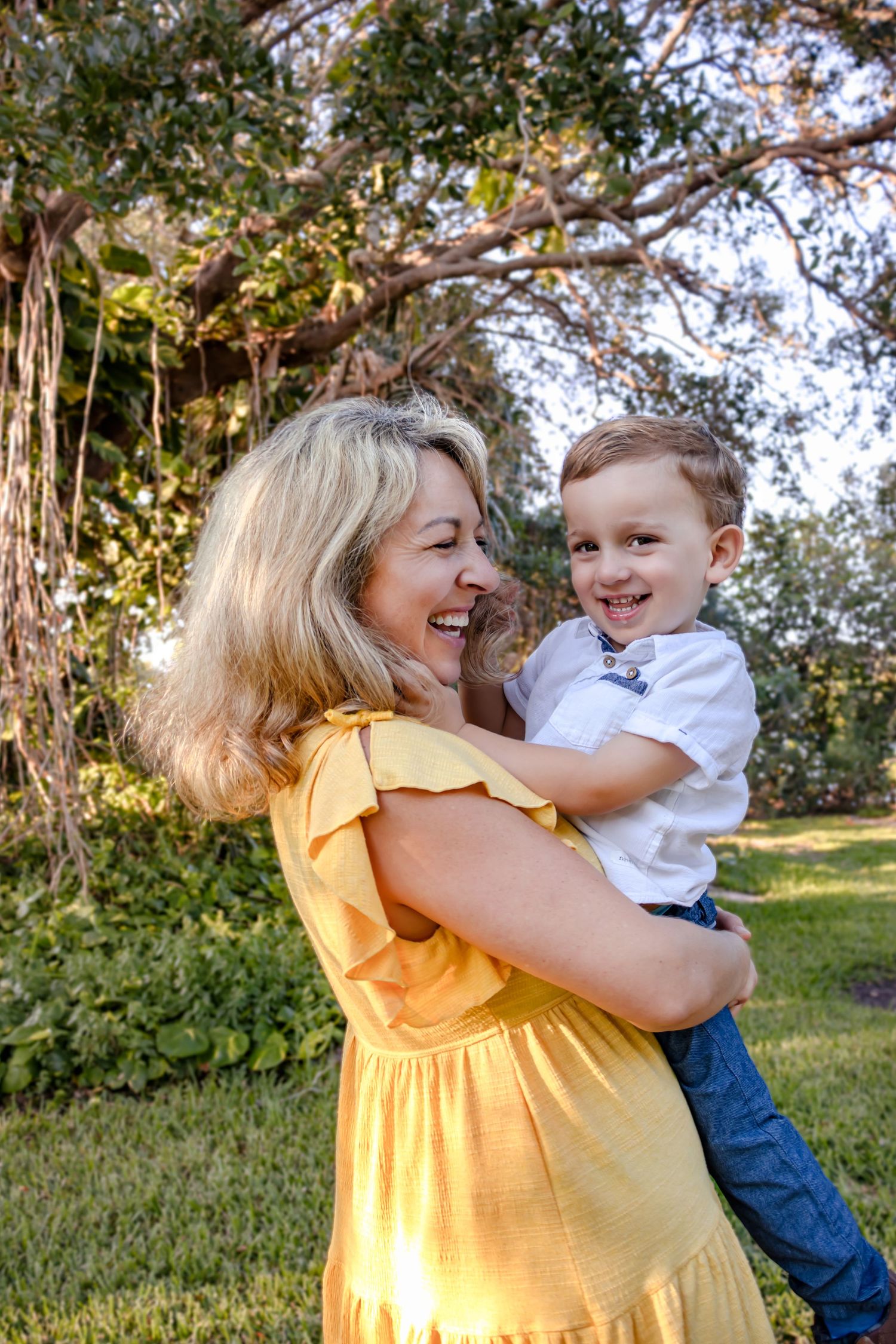 Family Photography Session Motherhood Couples Kids Siblings Vero Beach Sebastian Florida