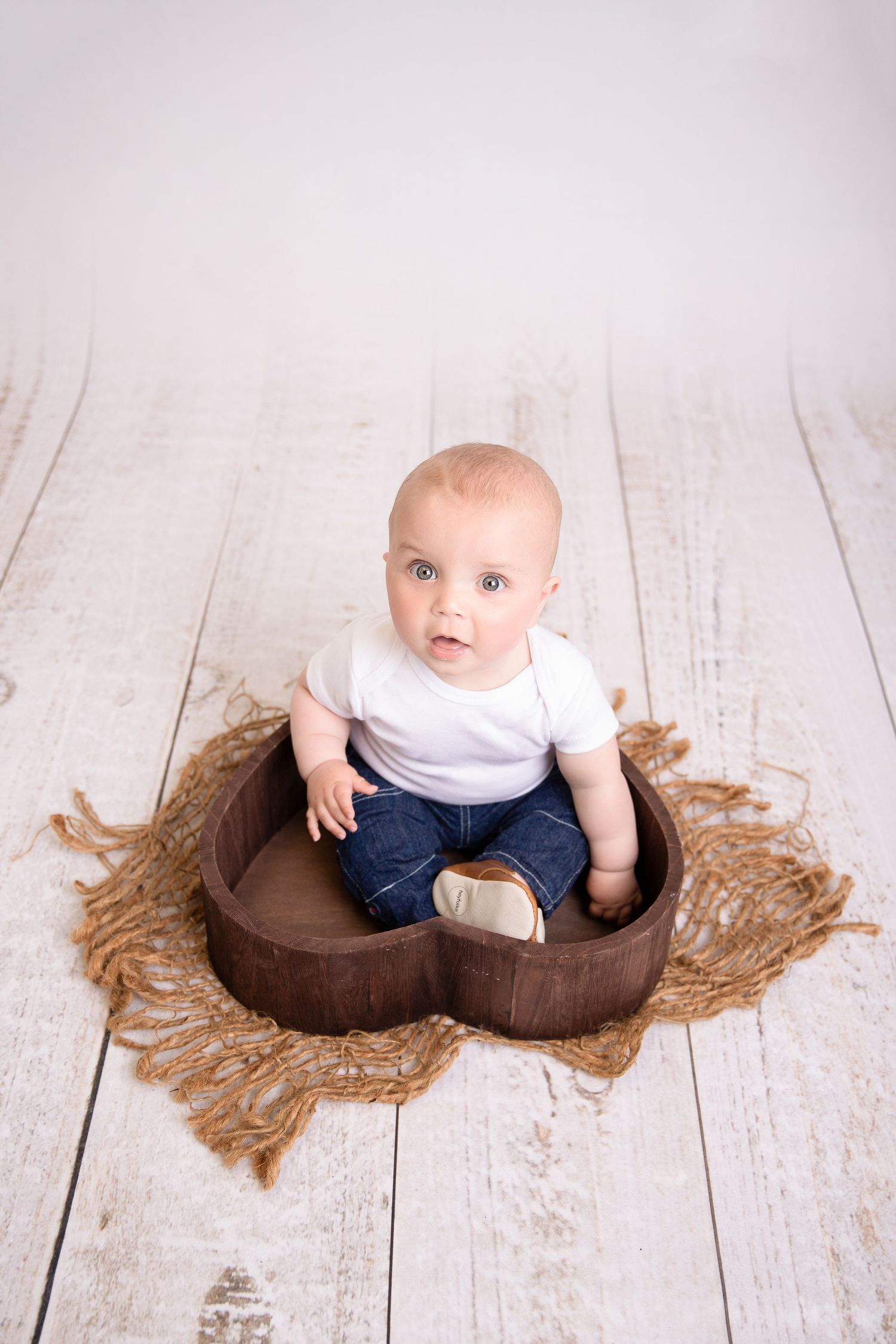 children baby milestone portrait photographer victoria bc
