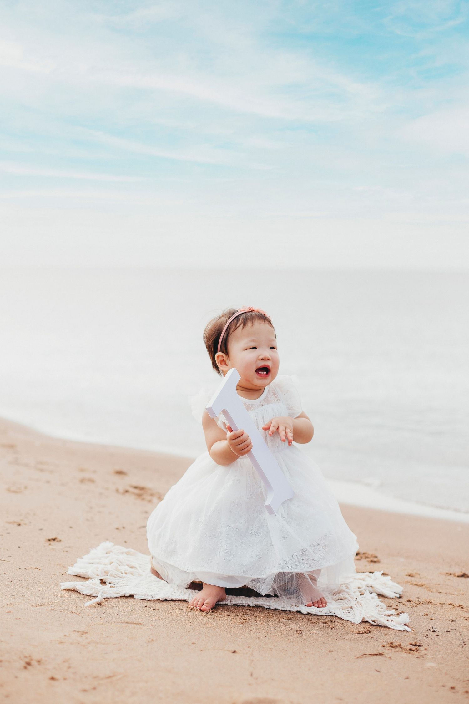 cake smash first year baby milestone photography victoria bc
