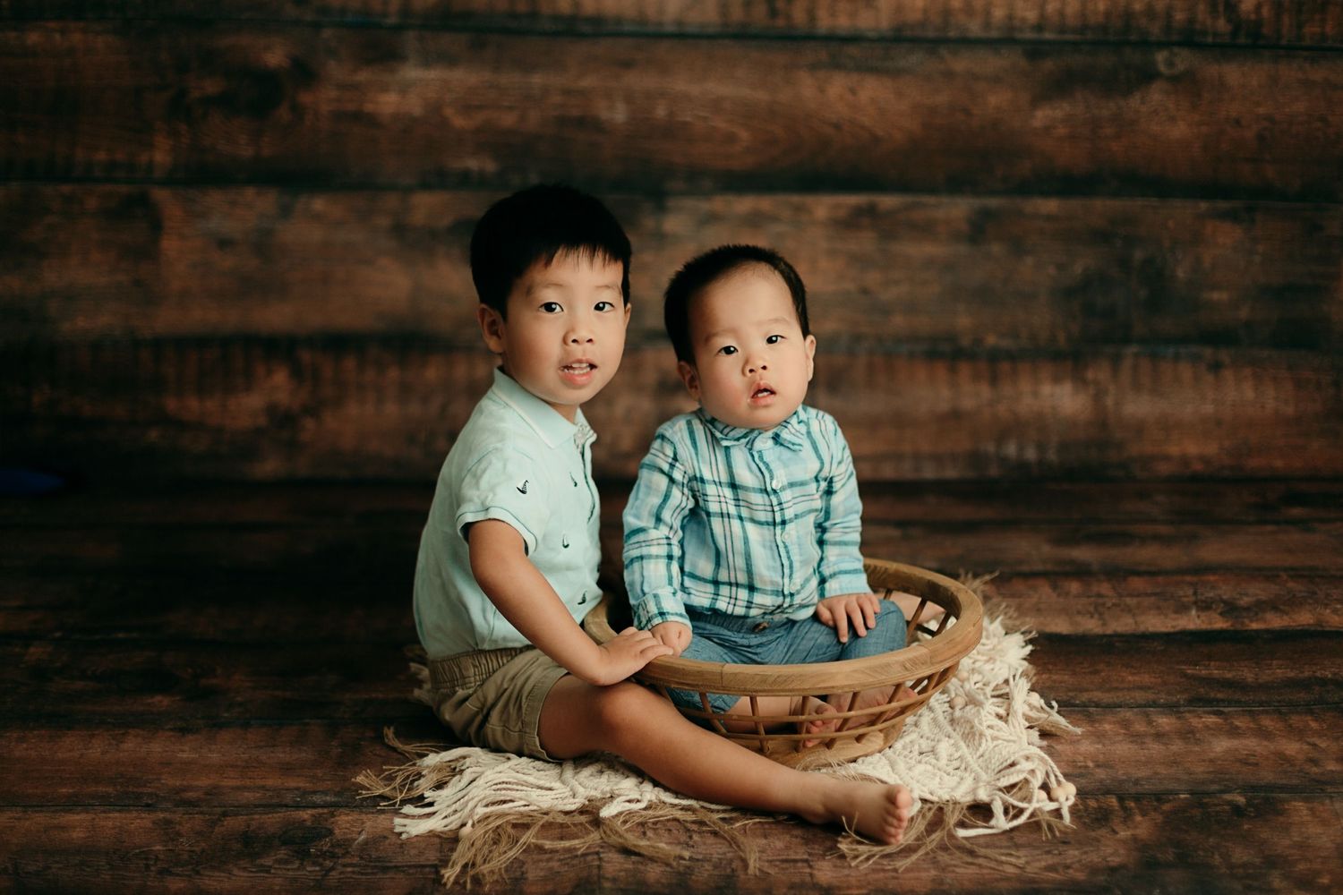 children baby milestone portrait photographer victoria bc