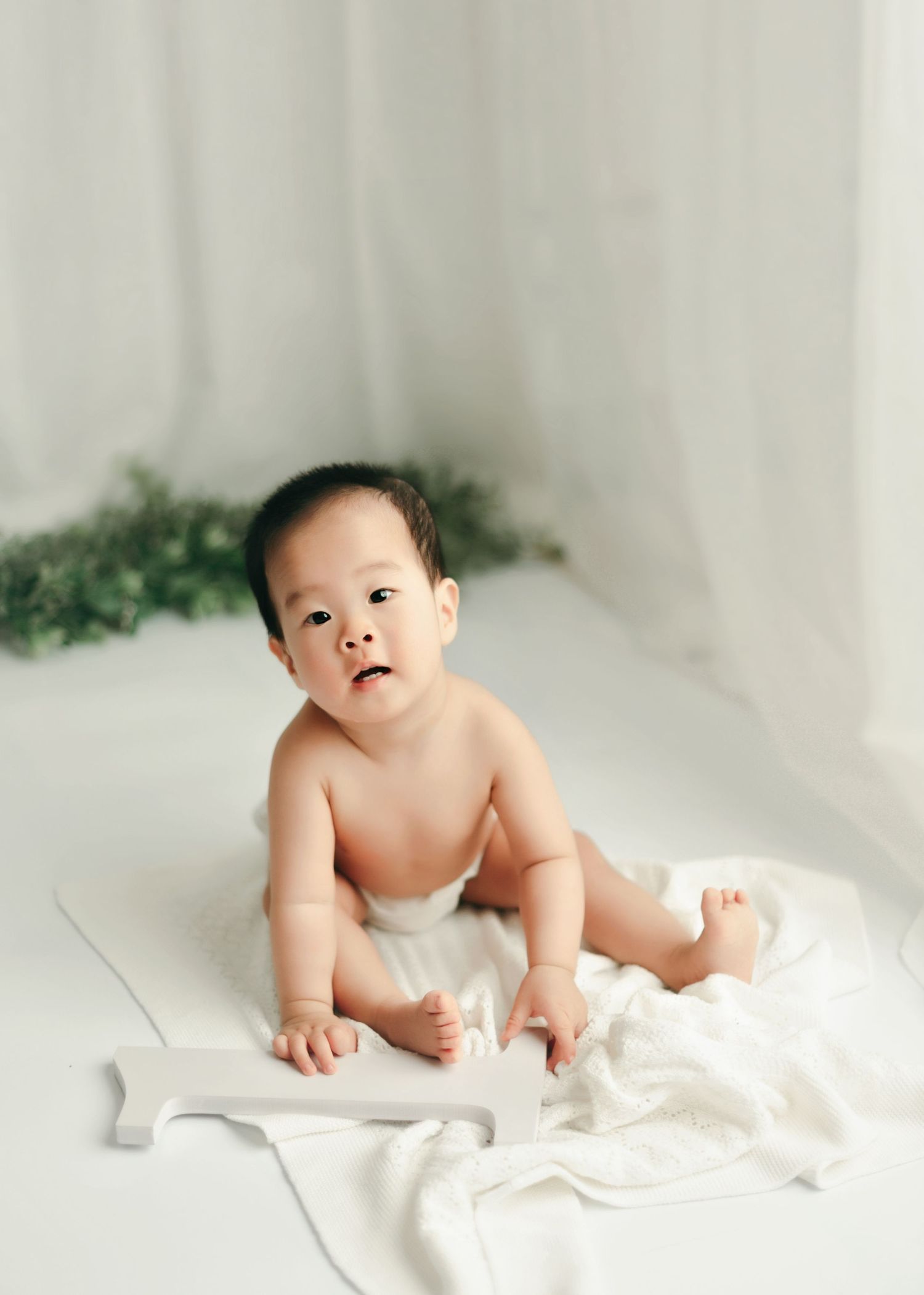 children baby milestone portrait photographer victoria bc