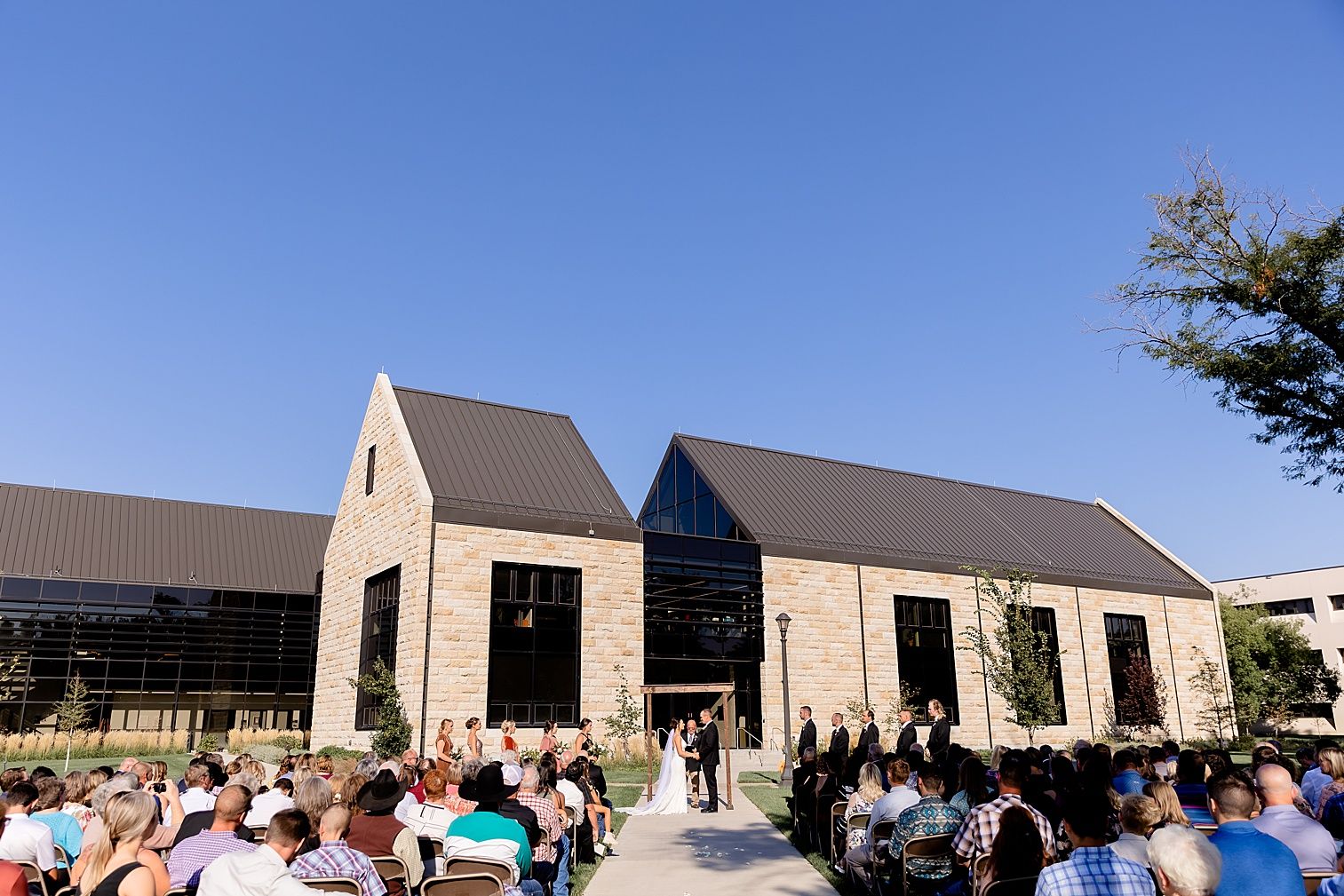 Hays, Kansas, Wedding, Kansas photographer, Dirt Road Photography, Kansas Wedding, Romantic, Authentic, Happy, Fort Hays