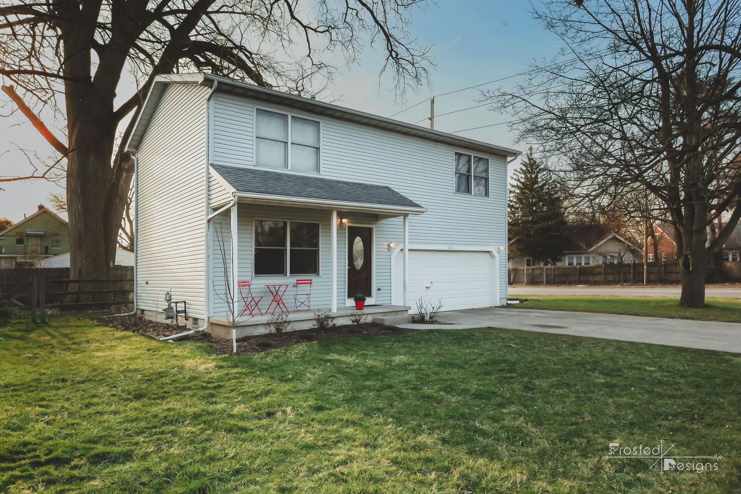 Real Estate photography of single family home.
