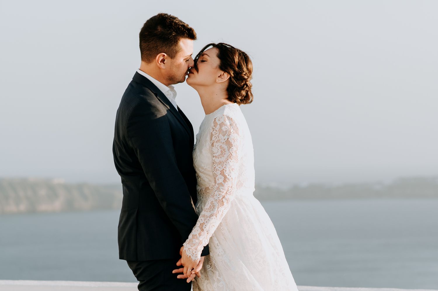 Santorini elopement photographer