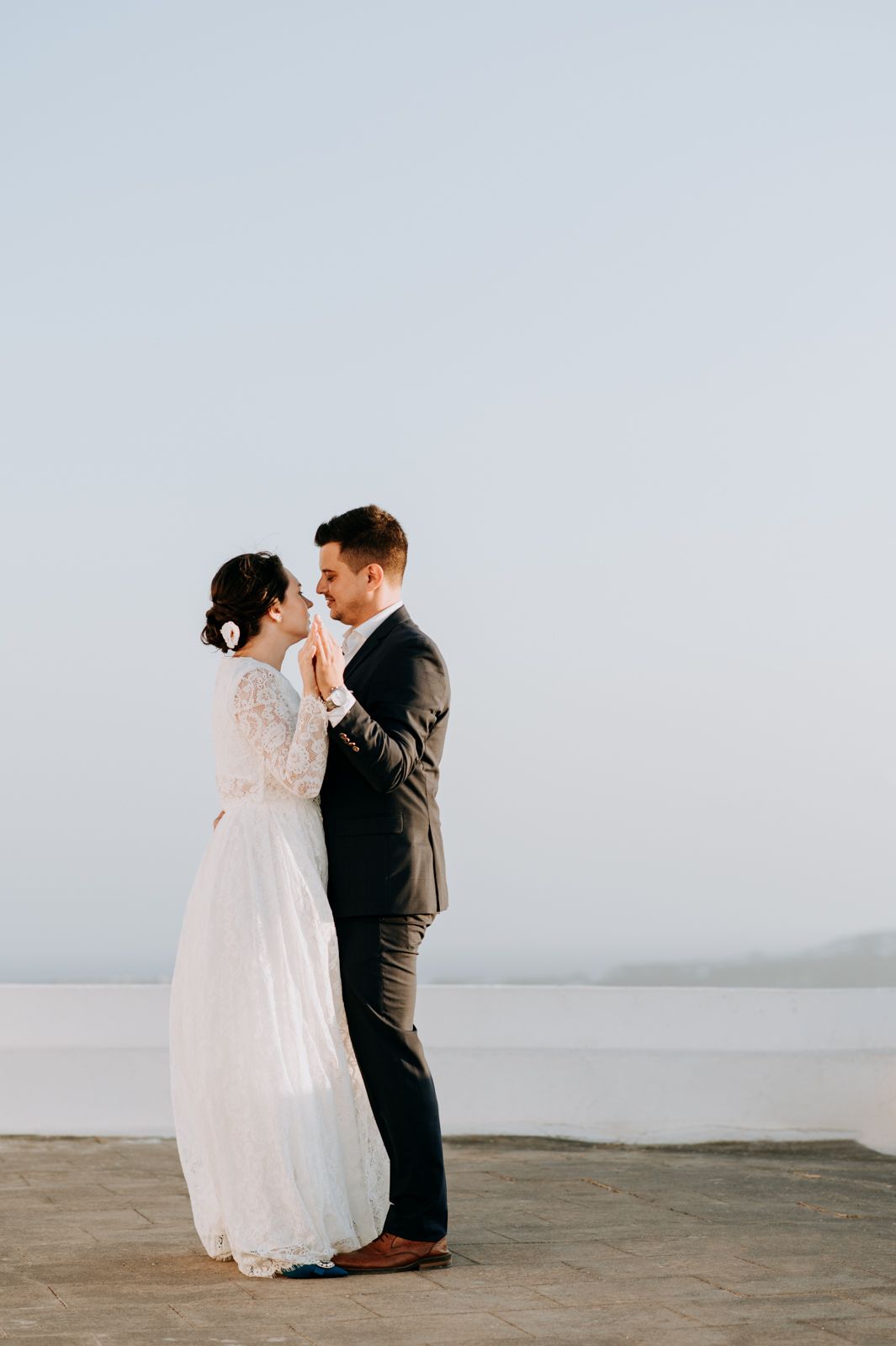 Santorini elopement photographer