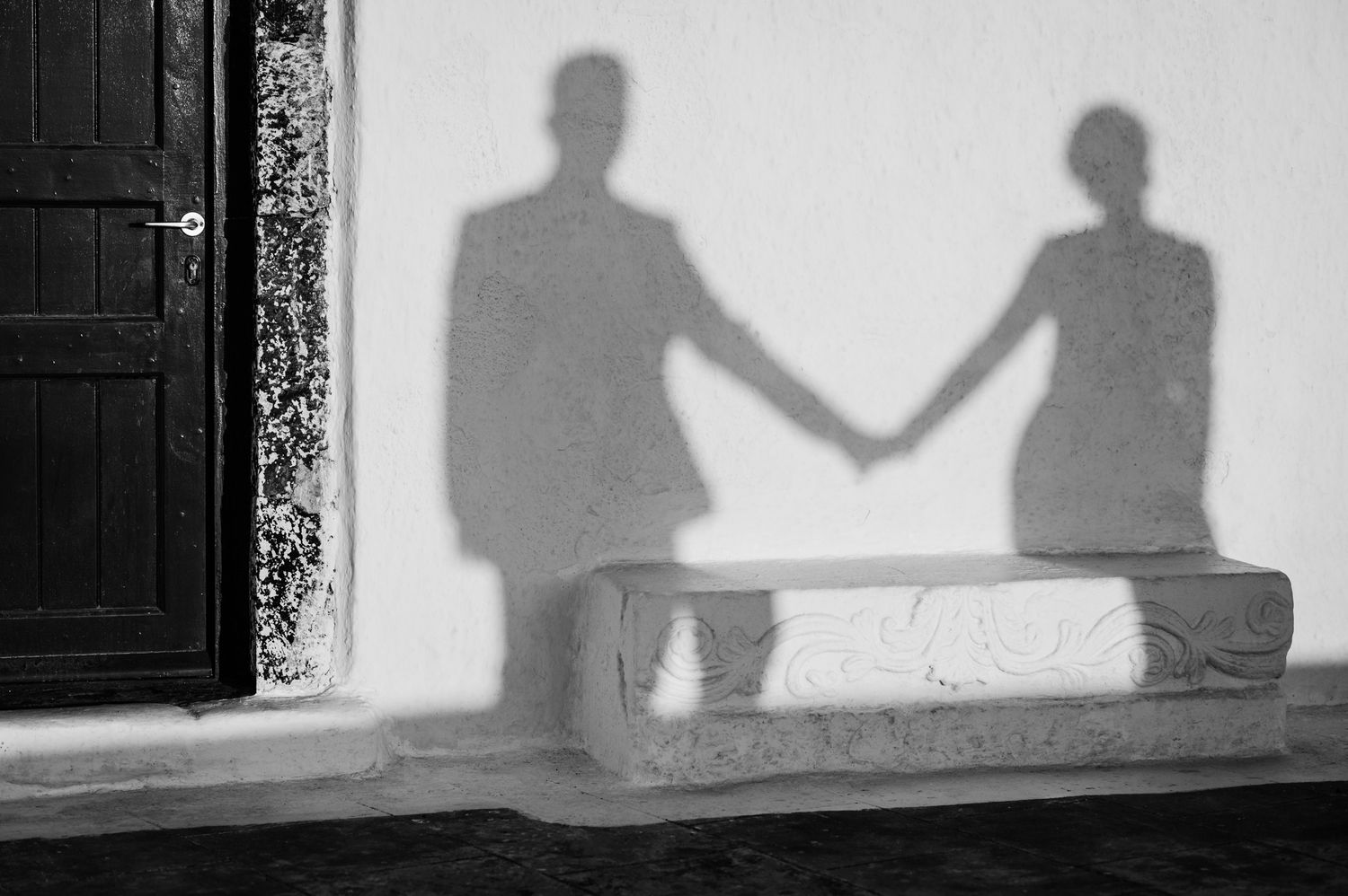 Santorini elopement photographer