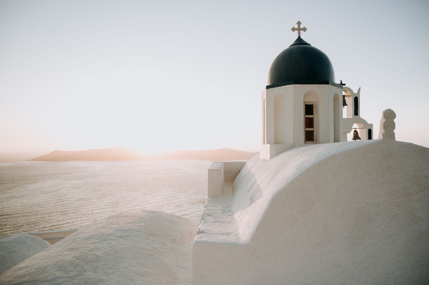 Santorini elopement photographer