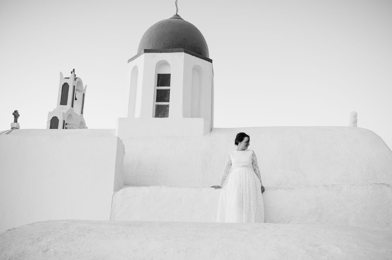 Santorini elopement photographer