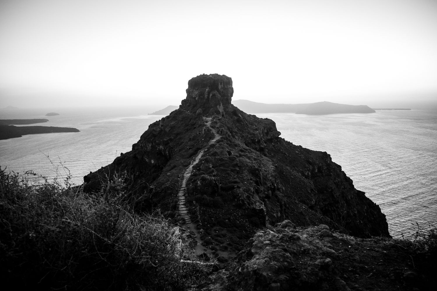 Santorini elopement photographer