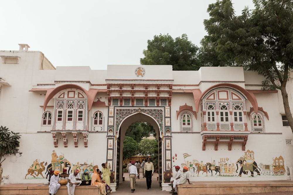 A photograph of the entrance of the House of Rohet