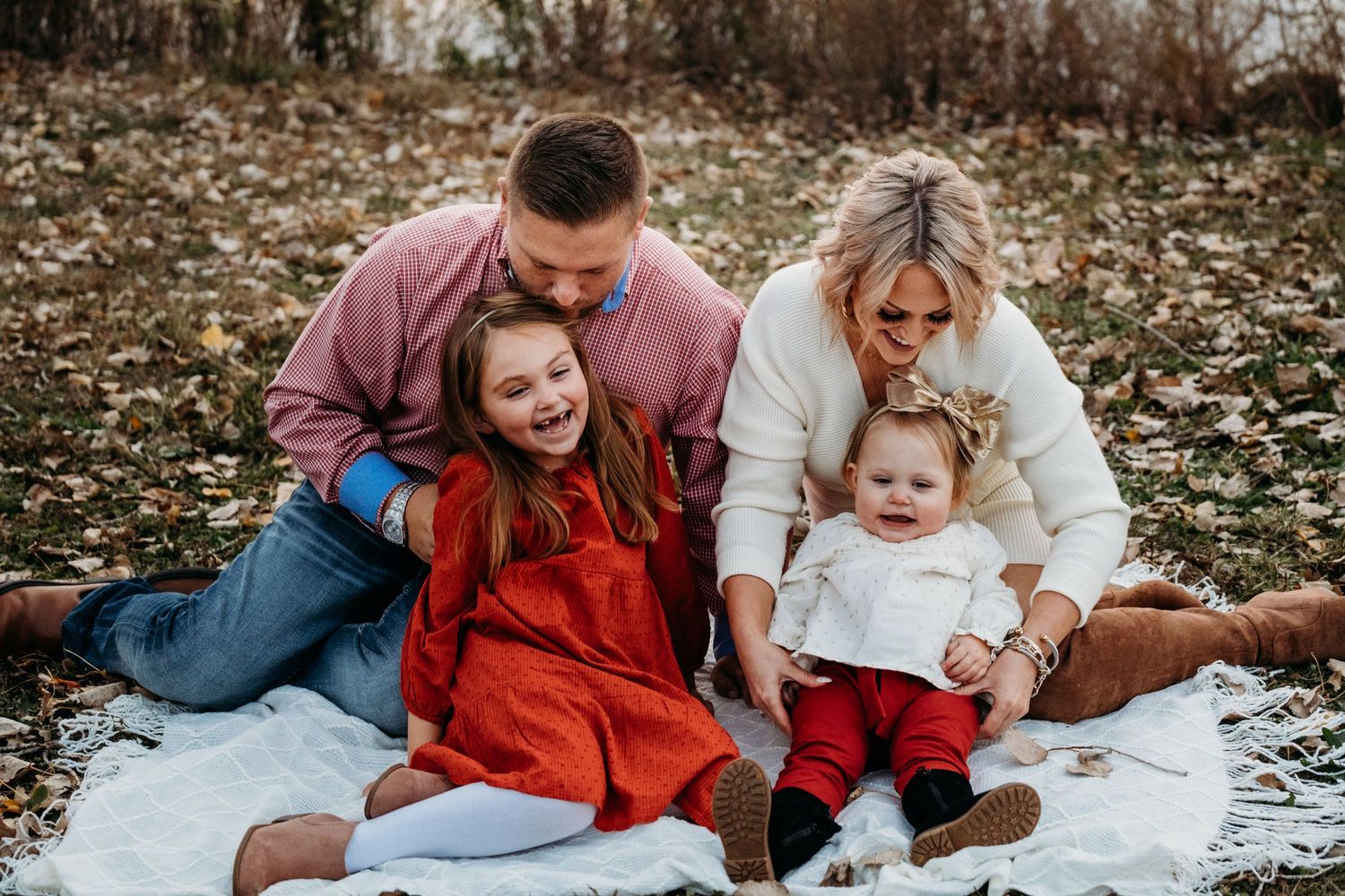 Family sessions offered in Missouri and Northwest Arkansas