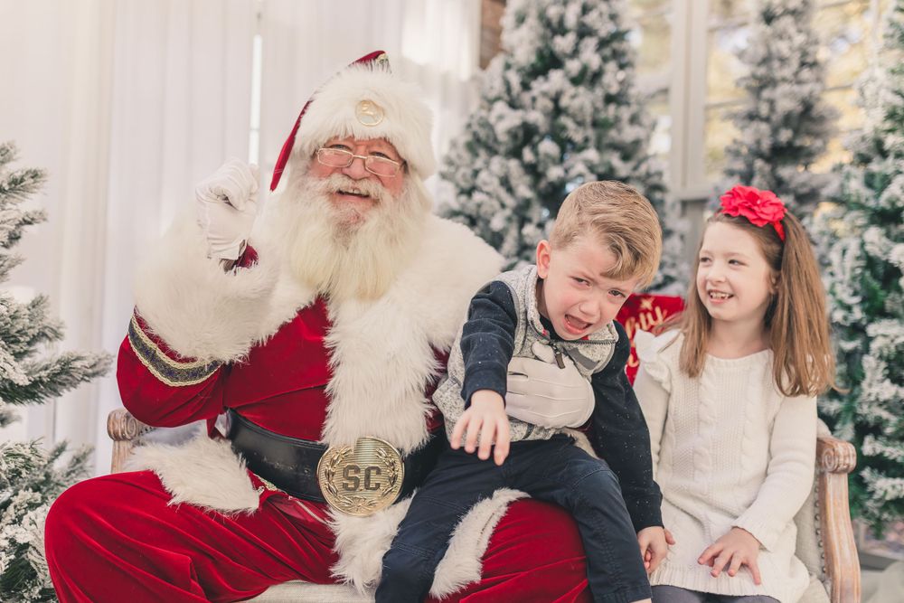 santa photos near me, christmas photos Lawrenceville GA, family holiday photos near me Lawrenceville GA, santa pics