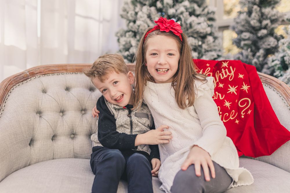 santa photos near me, christmas photos Lawrenceville GA, family holiday photos near me Lawrenceville GA, santa pics