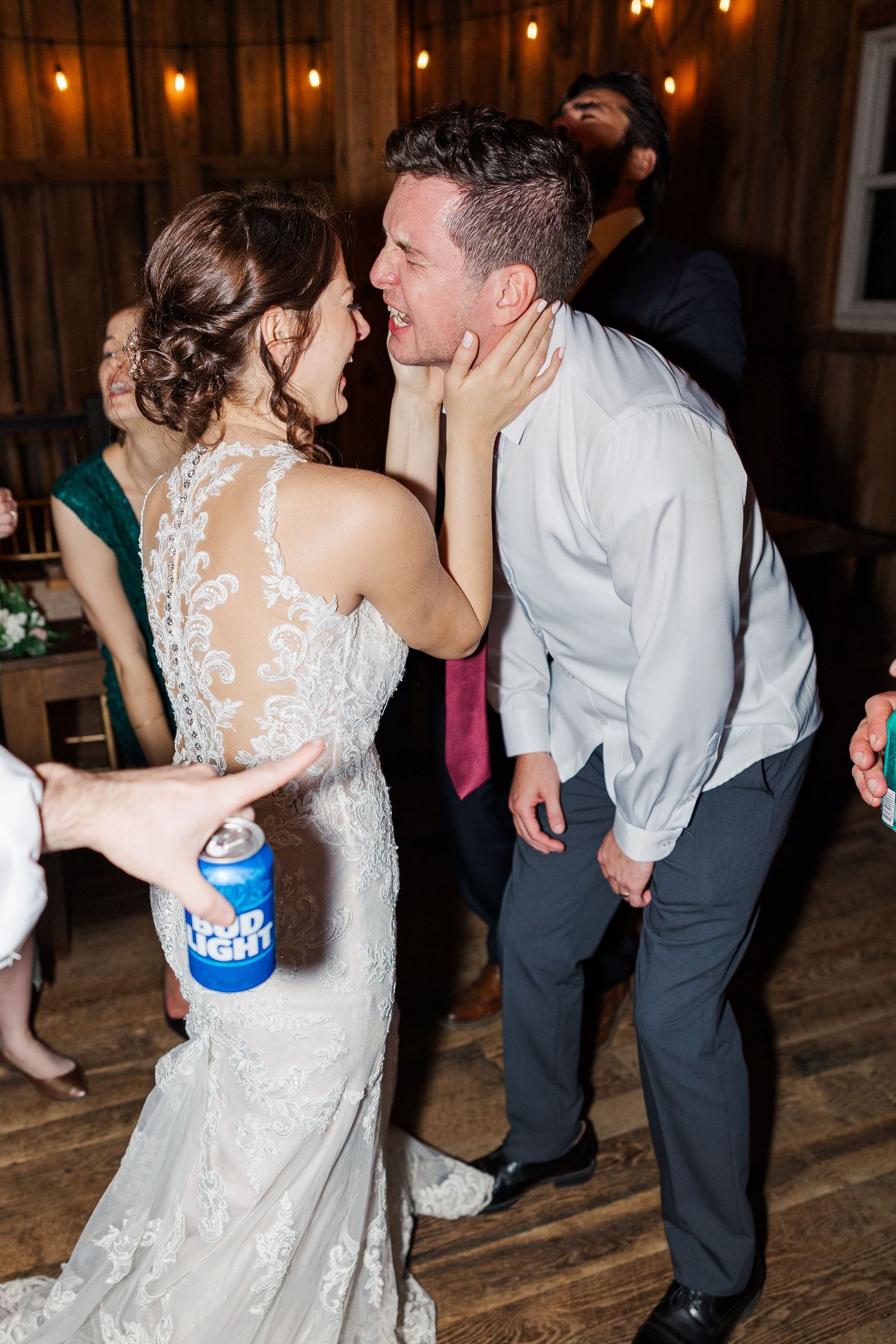 TRANQUILITY FARM NORTHERN VIRGINIA WEDDING PICTURES