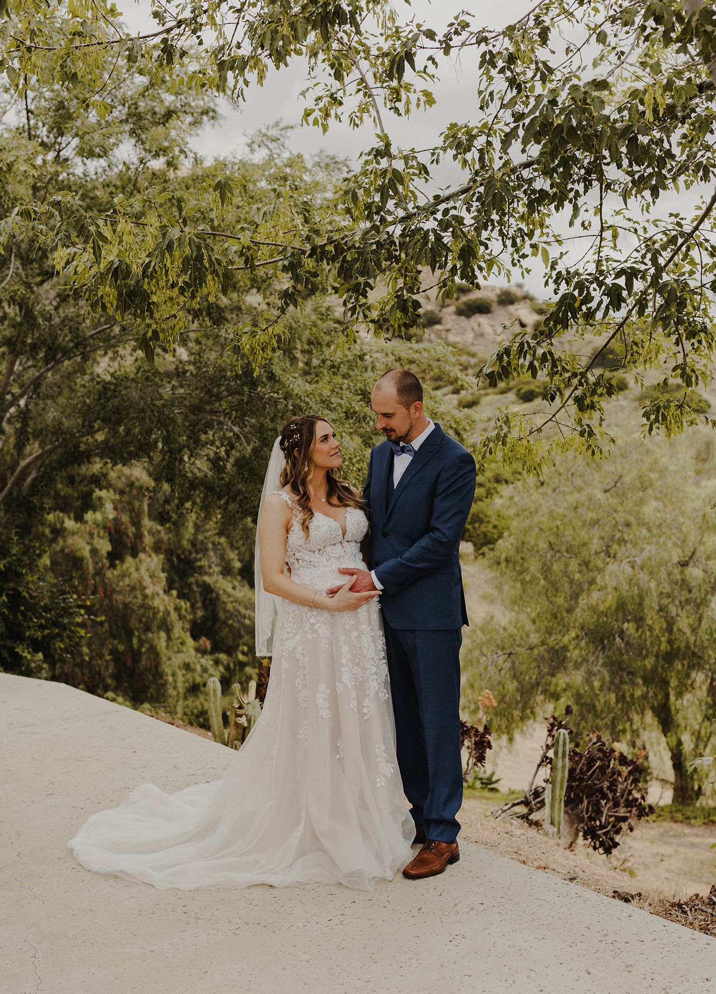 E Noelle Photography in-home wedding in Hidden Hills Los Angeles, pregnant bride portraits