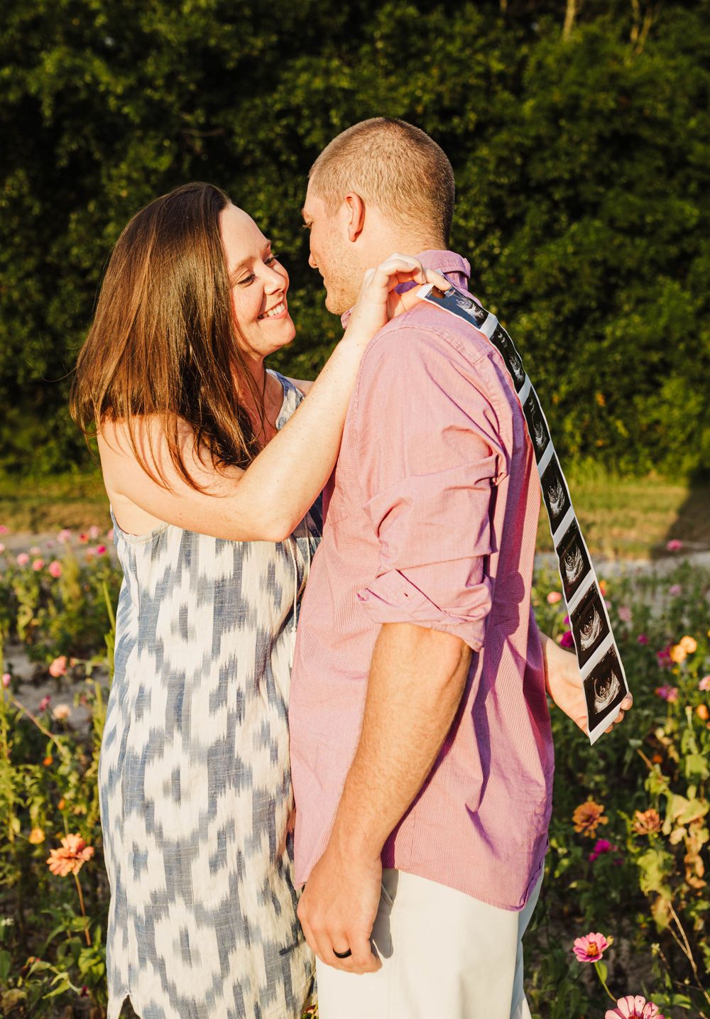 MATERNITY PHOTOGRAPHER IN SWANSBORO NC SERVING JACKSONVILLE, NC AND Emerald Isle.