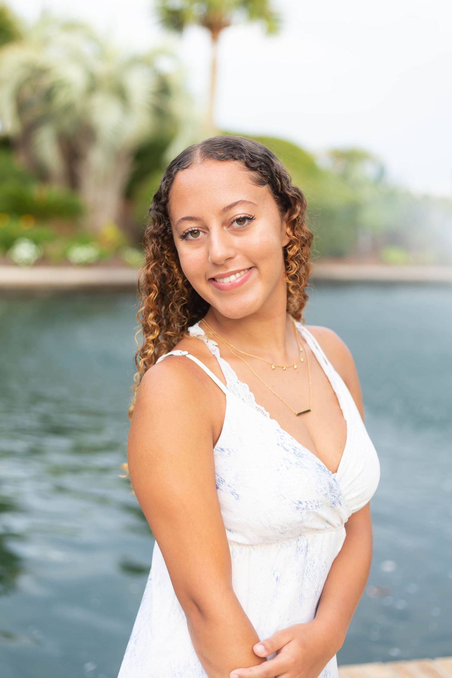 Annie Lara Photography Senior Photographer
