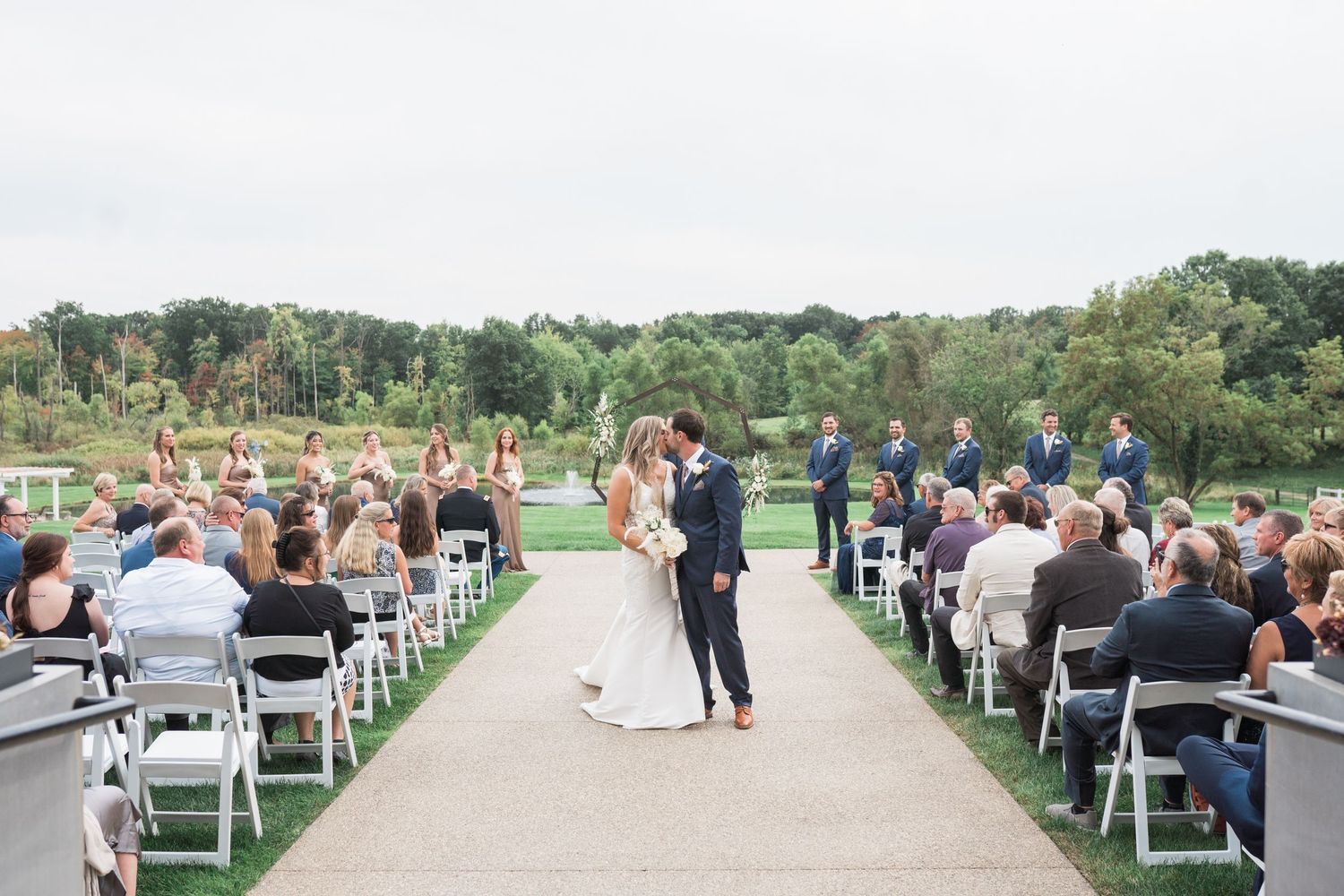Wedding Photography Holly Mi The Oakley Katie Gibbons Photography