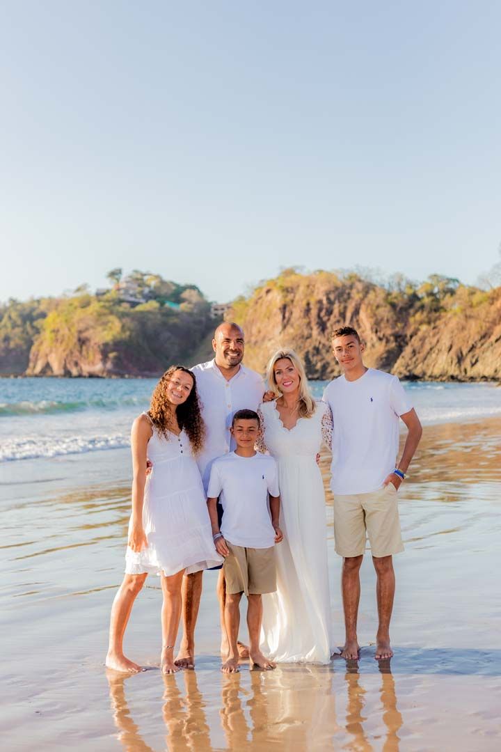 Family Photo Shoot in Flamingo Beach