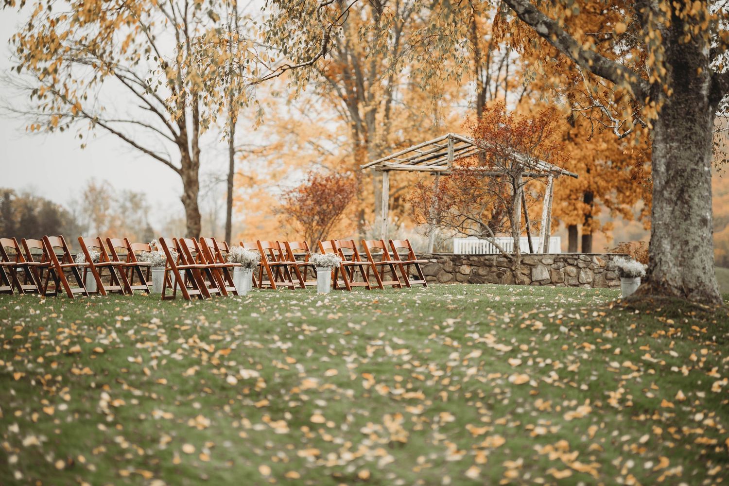 candlelight farms in fall wedding