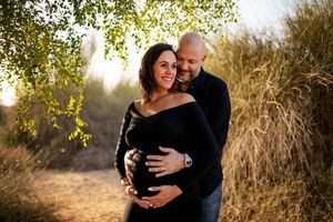 choosing your maternity photographer dubai photos