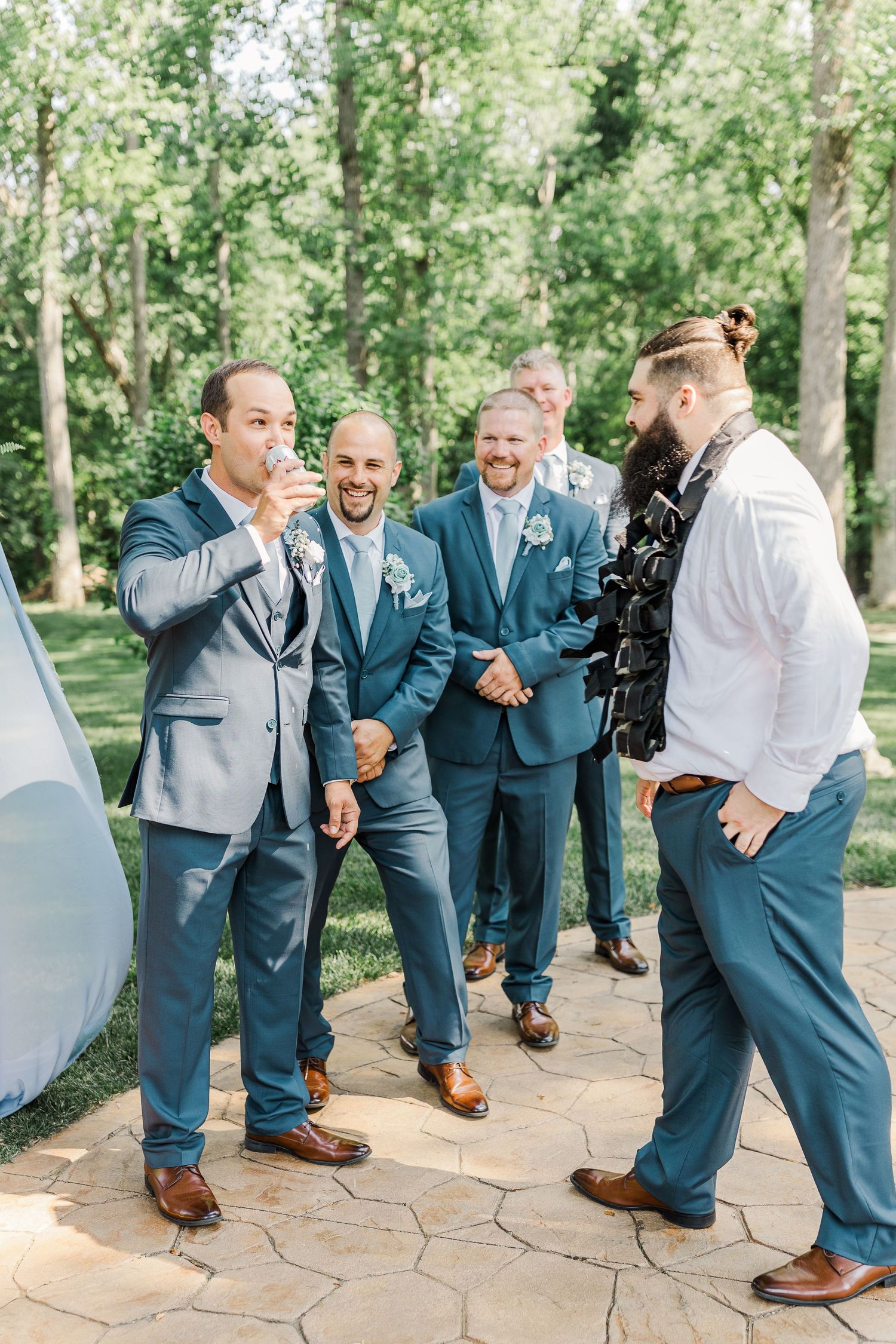 RIVERSIDE WEDDINGS FREDERICKSBURG WEDDING PHOTOGRAPHER BEER MAN