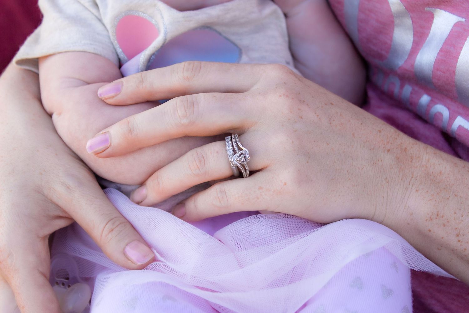 Mommy and me newborn family photography Towne Park Foristell Give It A Shot Photography St. Louis family photographer