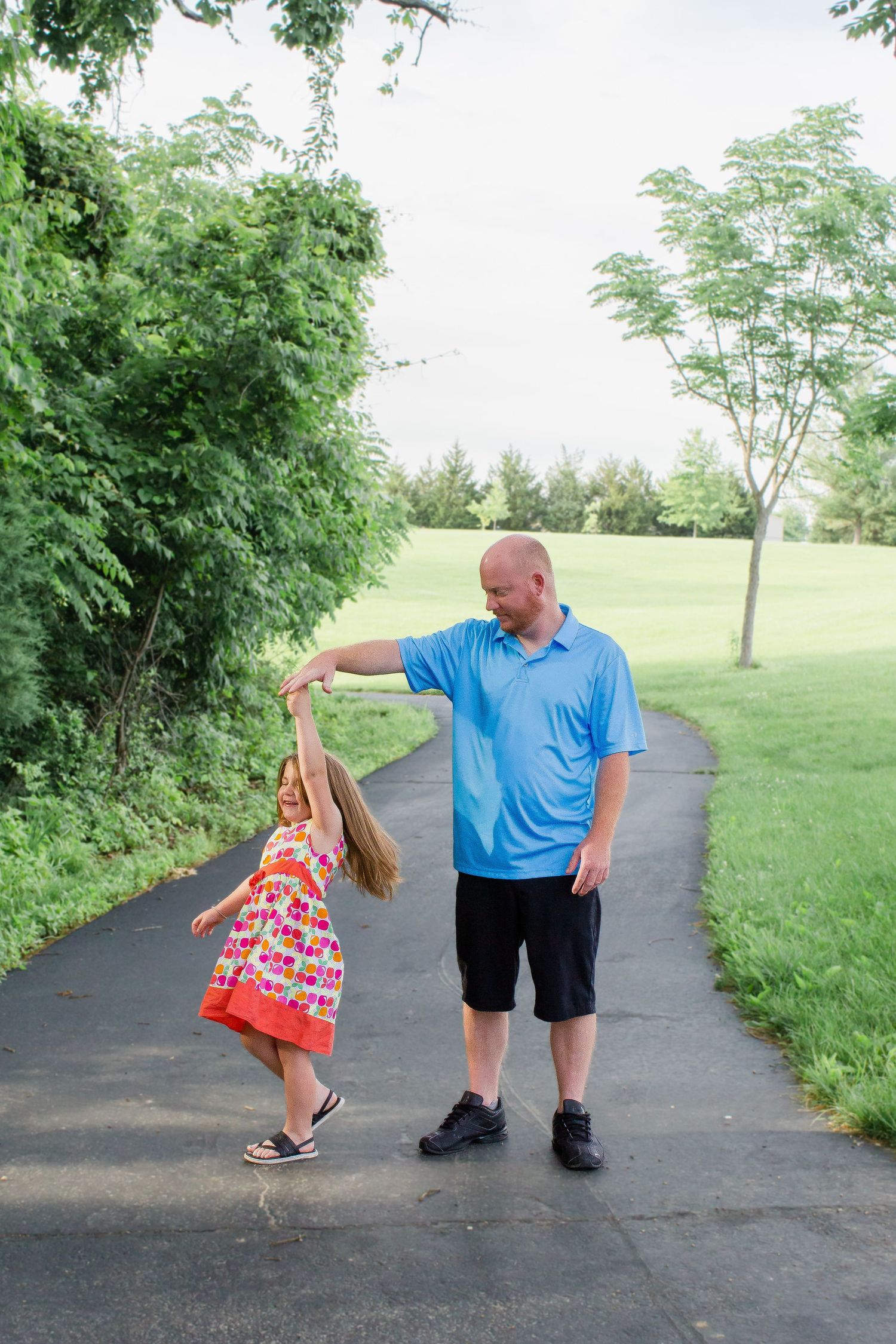 Dad and daughter Father's Day family pictures Quail Ridge Park St. Louis Give It A Shot Photography