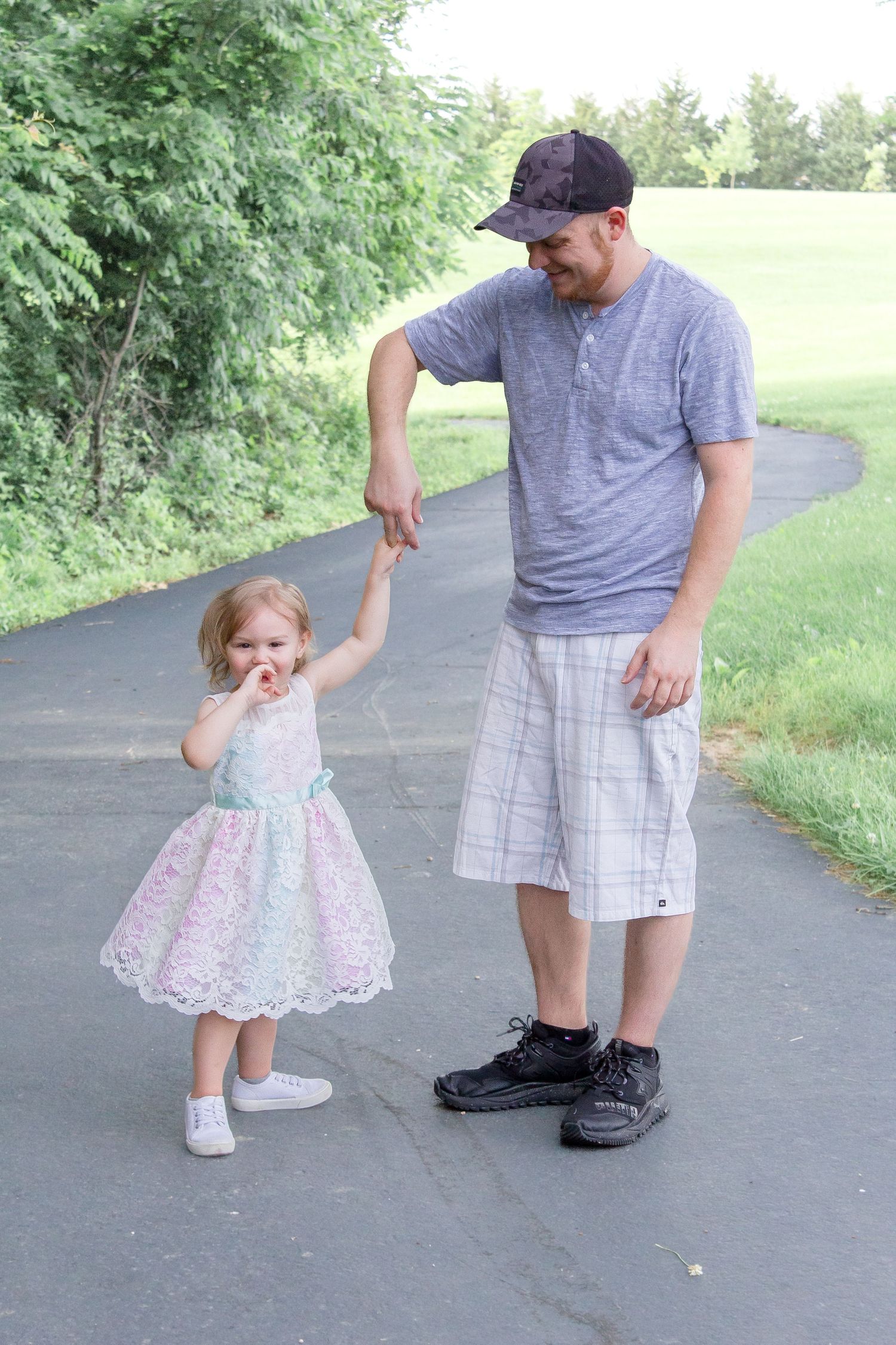Dad and daughter Father's Day family pictures Quail Ridge Park St. Louis Give It A Shot Photography
