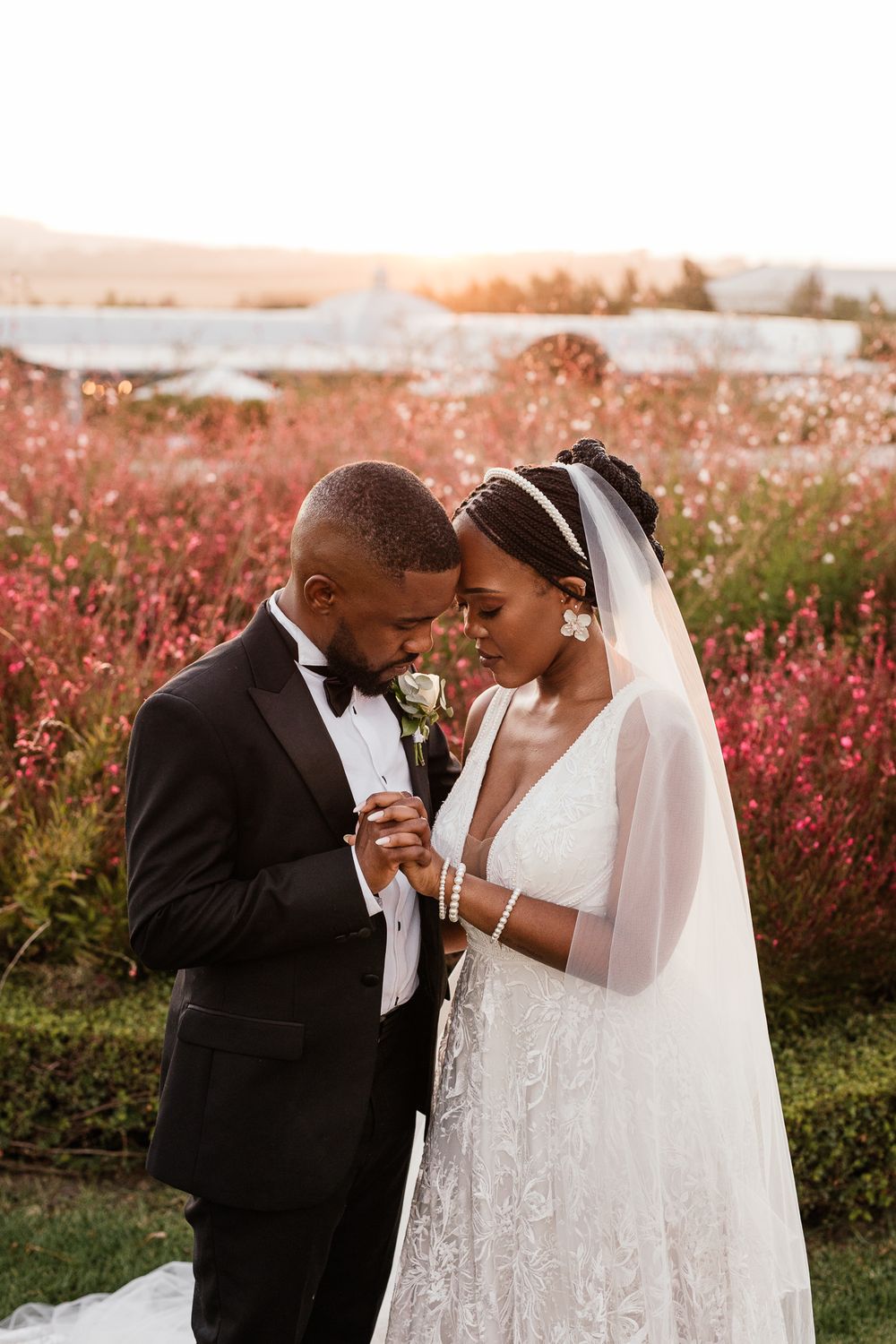 intimate moment at Belair Pavillion Gardens