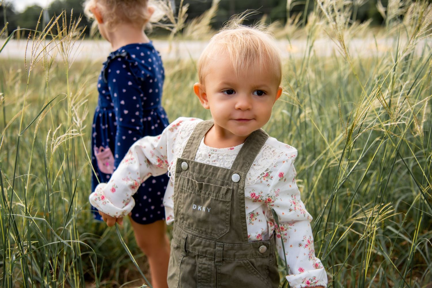 Motherhood Photography Sessions with Kids near Waco, Texas with Natalia Burrows Photography