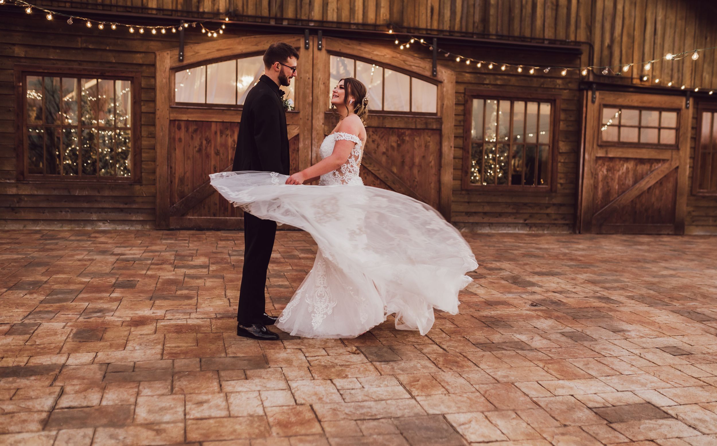 Lee's Summit, MO Wedding Photographer