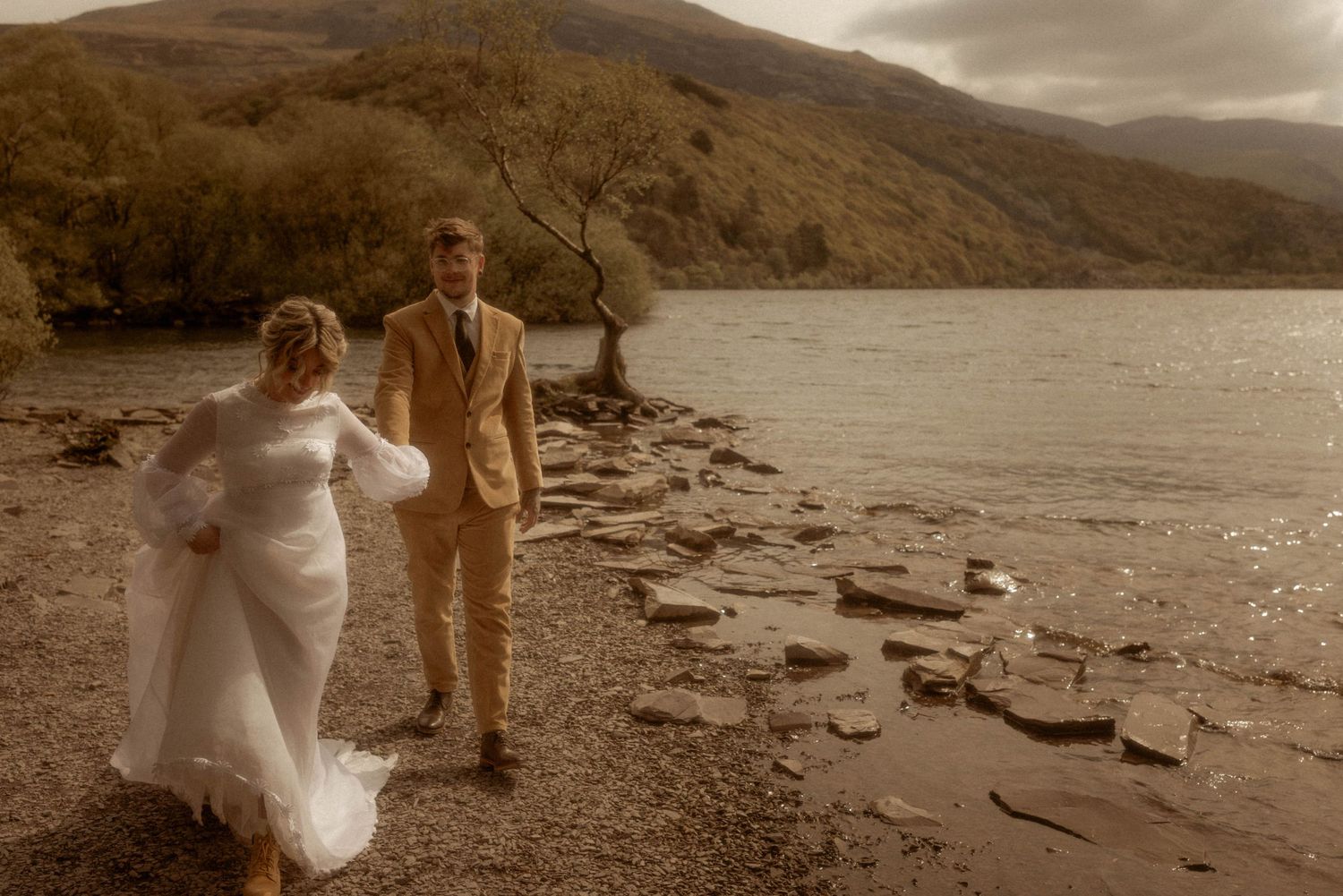 wedding couple elopement wedding photography