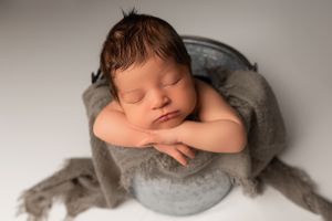 Omaha Area newborn photographer
