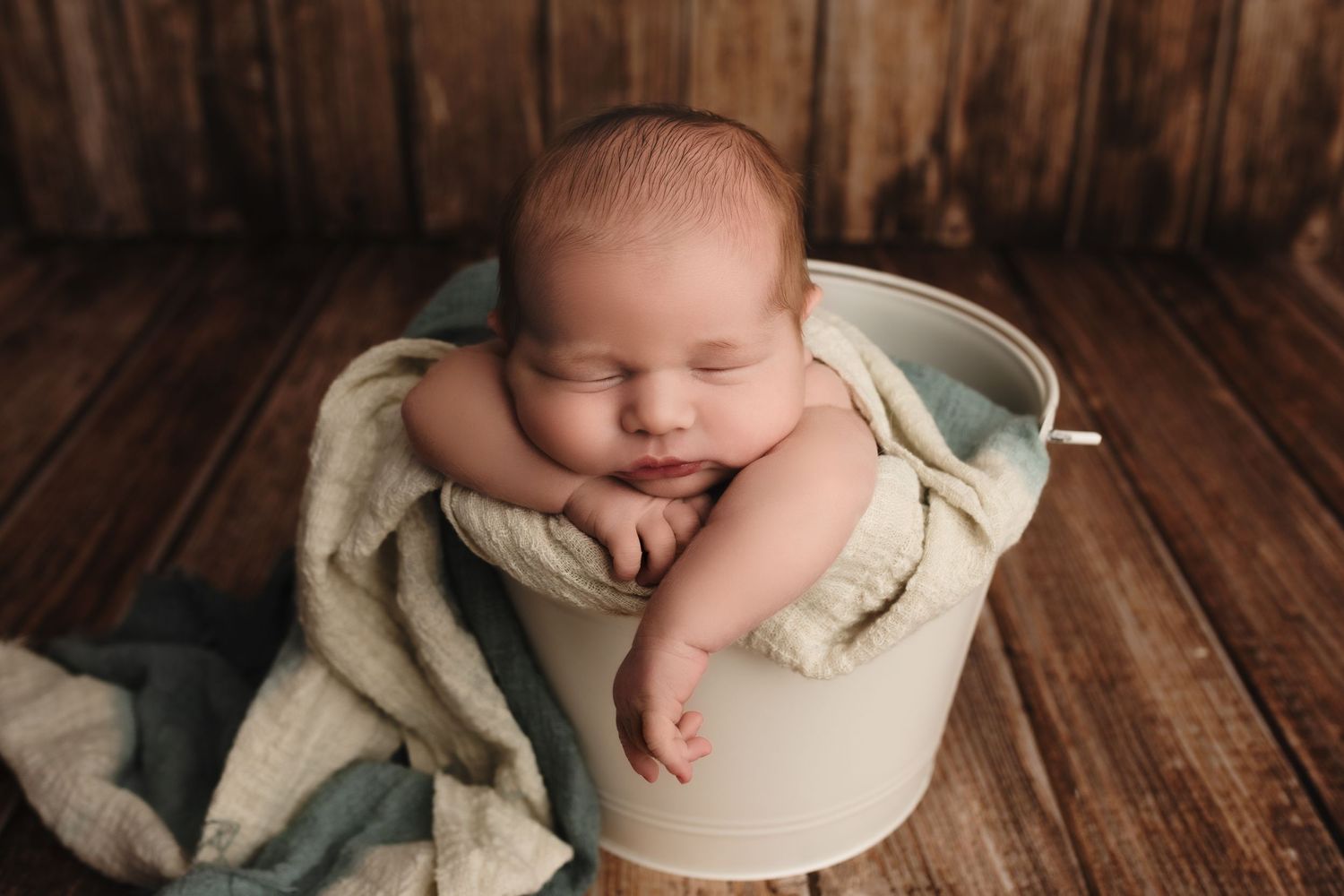 Charlottesville, Virginia Newborn Photographer, family photography, baby photography
